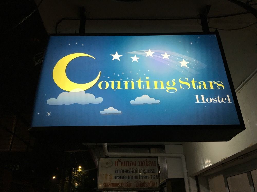 Counting Stars Hostel Bangkok Exteriör bild